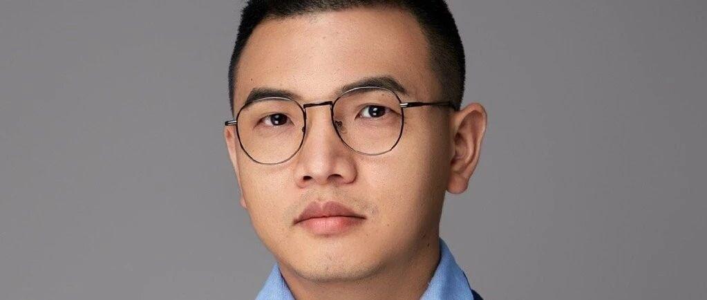 卢克文接了“咪蒙”的衣钵