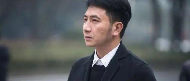 林生斌是一面镜子，照见了半人半鬼的我们