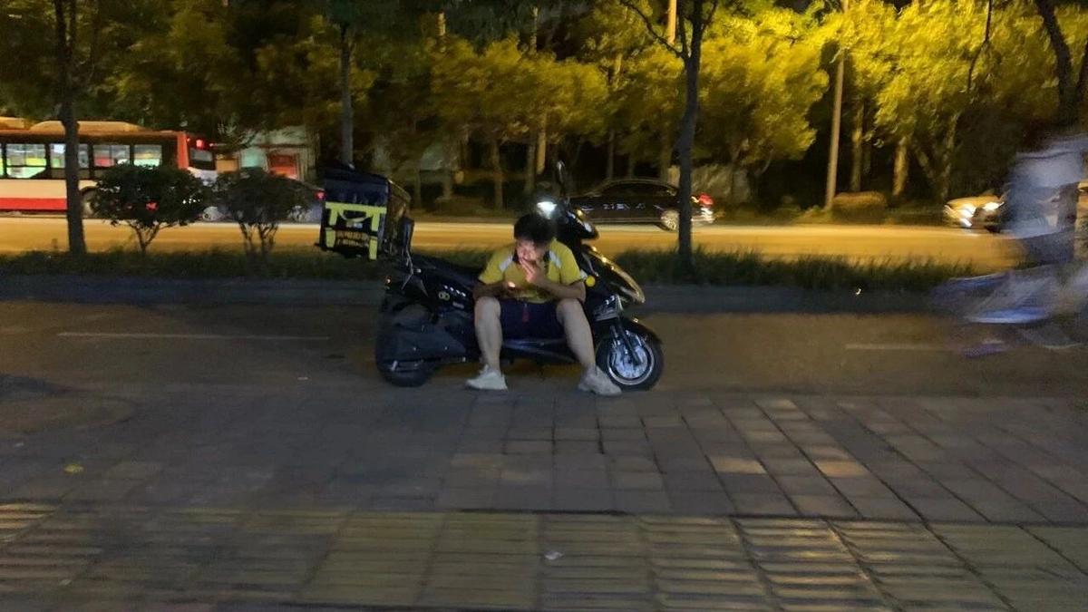 汝之自由，彼之枷锁